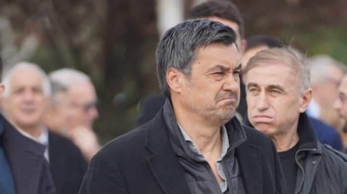 On je zlotvor srpskog fudbala: Trese se Srbija posle reči Bogdanovića, a Toletova plata...