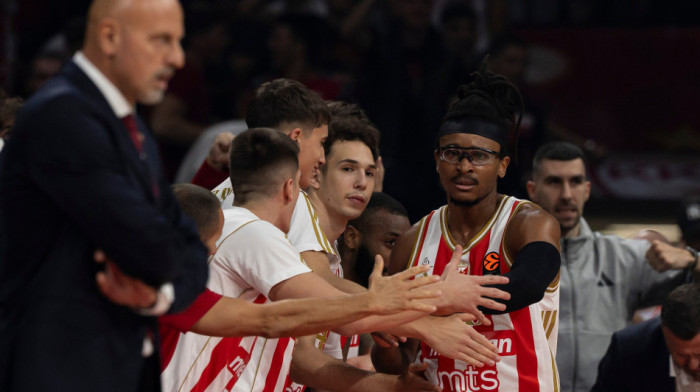 Moneke i Obradović zakopali ratne sekire: Vodili su bitan razgovor, sada je sve poznato Moneke i Obradović zakopali ratne sekire: Vodili su bitan razgovor, sada je sve poznato