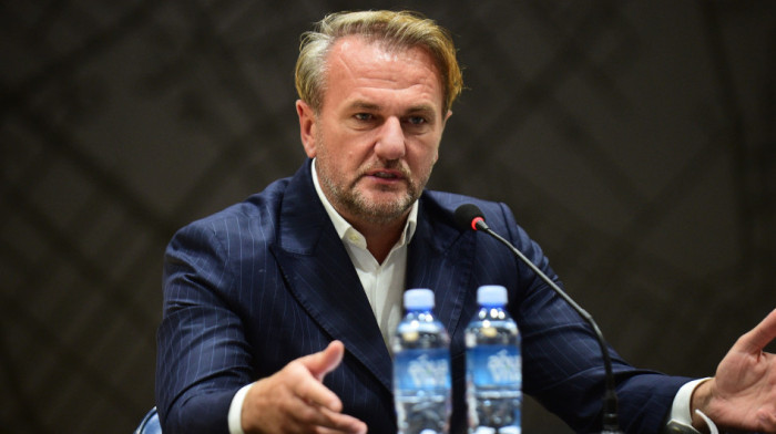 Ostoja odbrusio kritičarima: Mogao sam deci 50 stanova da kupim, a ja sam ulagao u klub