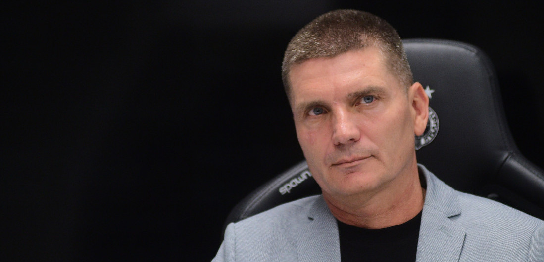 Oglasio se Blagojević! Bivši trener Partizana imao šta da poruči svima posle otkaza!