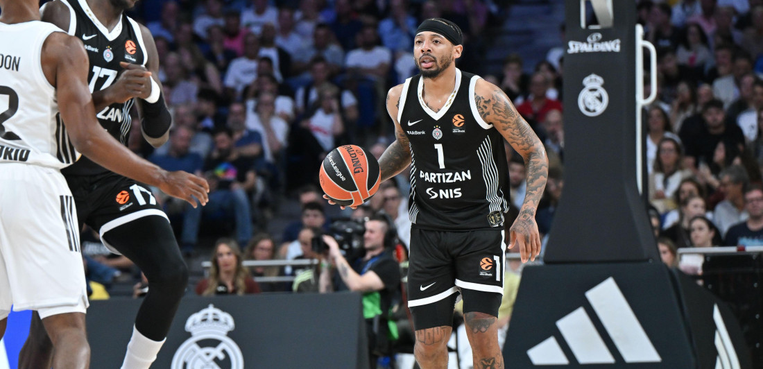 Partizan pobedio, navijači bljuju vatru: "Sramotna partija, krenulo vreme srčanih zastoja"