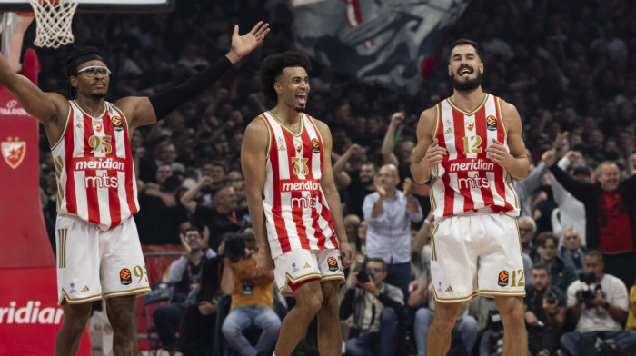 Zvezdaši u transu nakon rušenja "kralja" - Spominju F4, ovaj igrač je MVP, odavno ovako nije bilo Zvezdaši u transu nakon rušenja "kralja" - Spominju F4, ovaj igrač je MVP, odavno ovako nije bilo