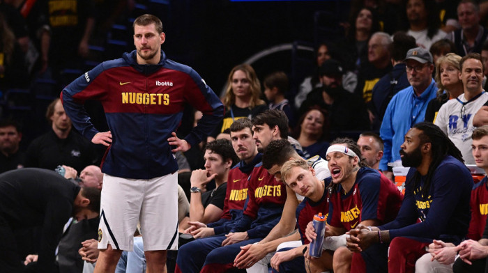 Jokić sa klupe gledao poraz Denvera - Poznato zašto nije igrao (VIDEO) Jokić sa klupe gledao poraz Denvera - Poznato zašto nije igrao (VIDEO)