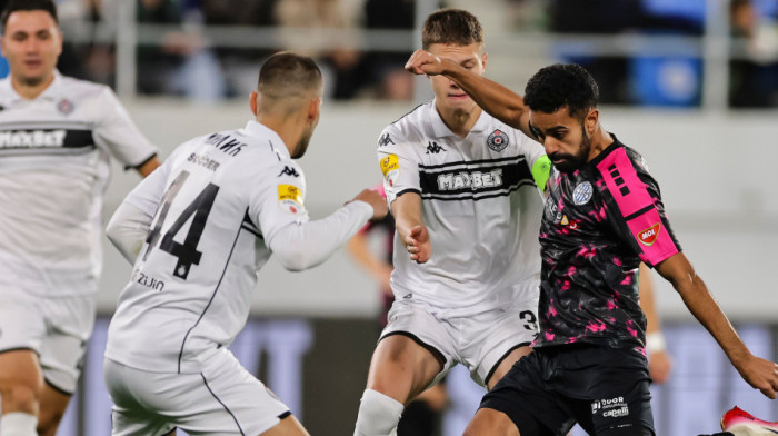Derbi u Bačkoj Topoli: Mnogo grešaka na startu, Partizan prvi zapretio