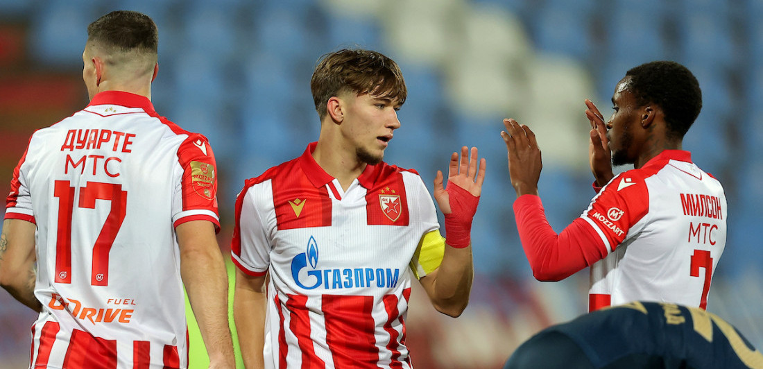 Jedan, dva... Zvezdin igrač iz studija zove navijače: Vidimo se protiv Lila... (VIDEO)