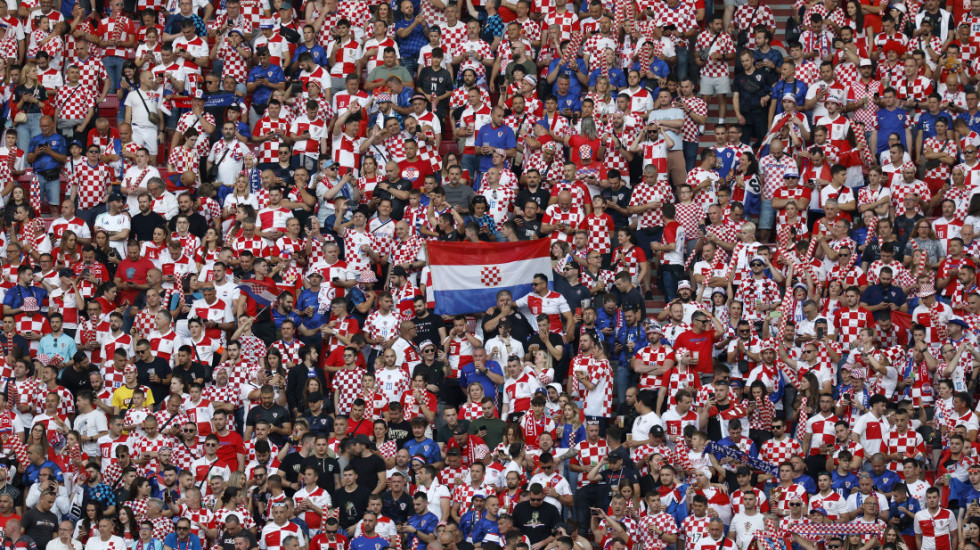 Hrvati žestoko kažnjeni zbog incidenata: Navijači divljali, FIFA sve sankcionisala
