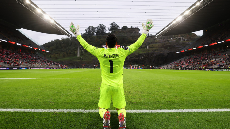 Braga pokazala koliko ceni Zvezdinog golmana: Mateusu aplaudirao čitav stadion, dobio i poklon