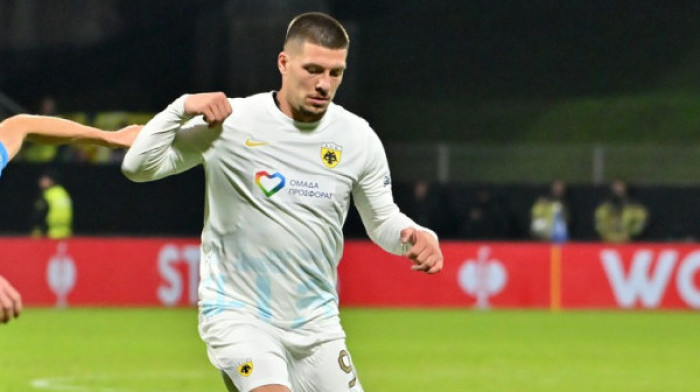 Grci demolirali Škote: Jović overio pobedu AEK-a
