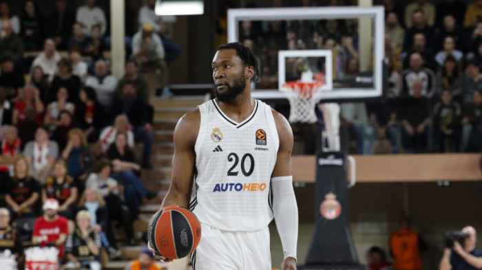 Ko je Bruno Fernando, centar koji bi mogao da dođe u Partizan?
