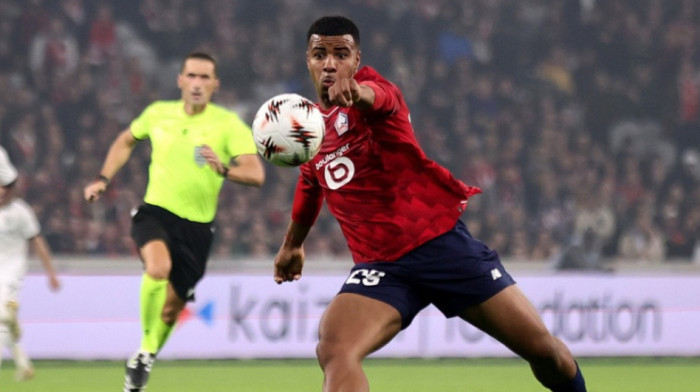 Šestica upozorenja Zvezdi! Lil razbucao rivala pre "Marakane" Šestica upozorenja Zvezdi! Lil razbucao rivala pre "Marakane"