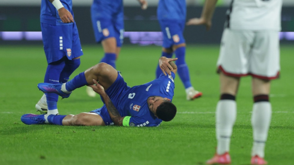 Mitrović neizvestan za "Vembli": Katastrofalna vest stigla iz Katara!