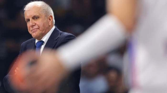 Partizan mora da zaboravi Pariz i spremi se za duplo kolo, a pre toga odoli Čačanima Partizan mora da zaboravi Pariz i spremi se za duplo kolo, a pre toga odoli Čačanima