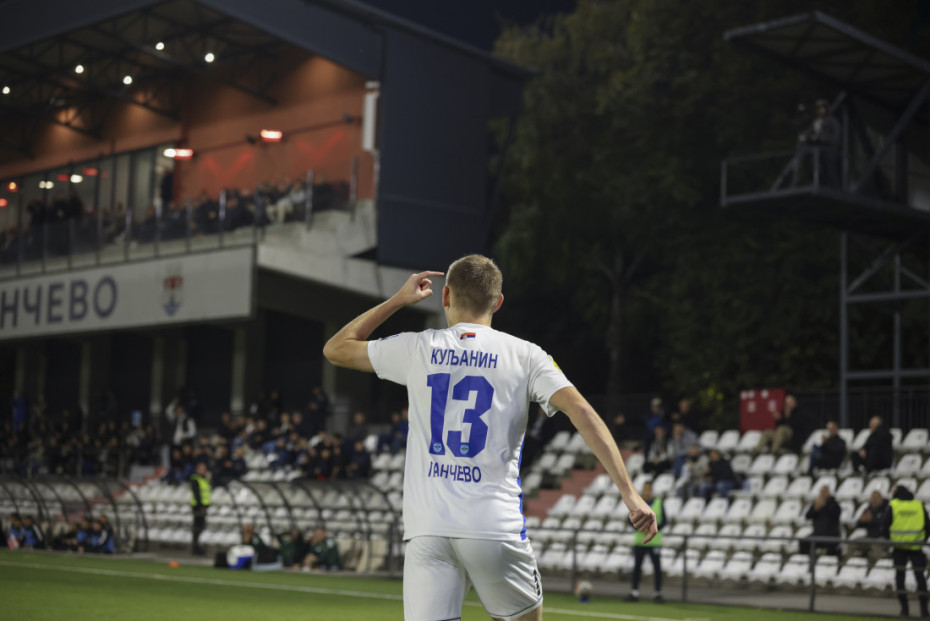 Aleksa Kuljanin nakon postignutog pogotka protiv Čukaričkog