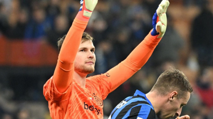 Golmanu Intera preti sedam godina robije zbog ubistva čoveka: Isplivali novi detalji, evo šta se dogodilo Golmanu Intera preti sedam godina robije zbog ubistva čoveka: Isplivali novi detalji, evo šta se dogodilo