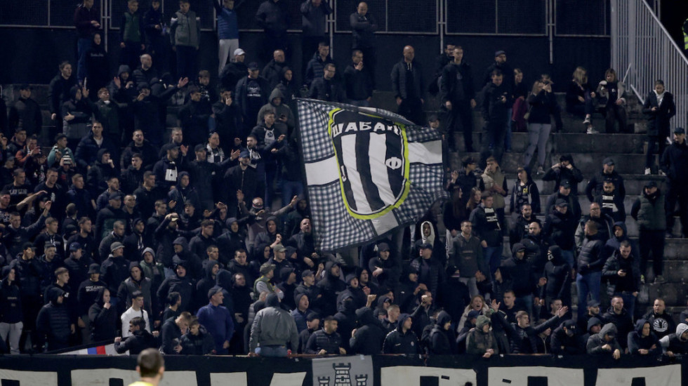 Prve reakcije posle šamarčine od koje bride obrazi - Navijači kipte od besa