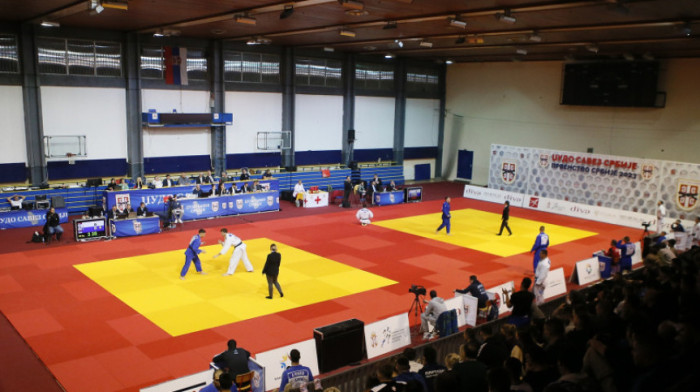 Saopštenje Džudo saveza Srbije zbog pogibije dečaka (16): "Zavijeni smo u crno, iskreno saučešće porodici" Saopštenje Džudo saveza Srbije zbog pogibije dečaka (16): "Zavijeni smo u crno, iskreno saučešće porodici"
