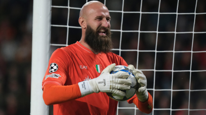 Srbin začepio usta pljuvačima, Konte jedva dočekao da kritičarima poruči da ućute Srbin začepio usta pljuvačima, Konte jedva dočekao da kritičarima poruči da ućute