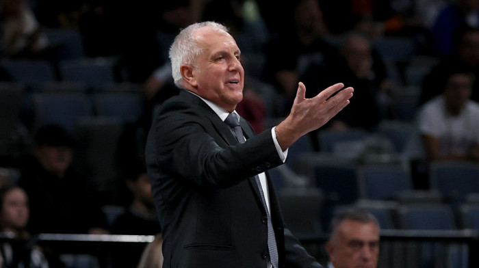 Obradović nikad kraći: Neki nisu razumeli koju odbranu igraju...