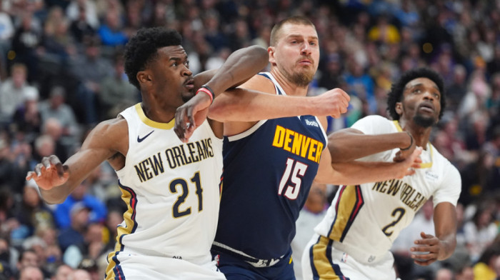 Jokić posvađao NBA gromade! Ameri bruje o ovom "džapanju": Čoveče, on je tako... (VIDEO) Jokić posvađao NBA gromade! Ameri bruje o ovom "džapanju": Čoveče, on je tako... (VIDEO)