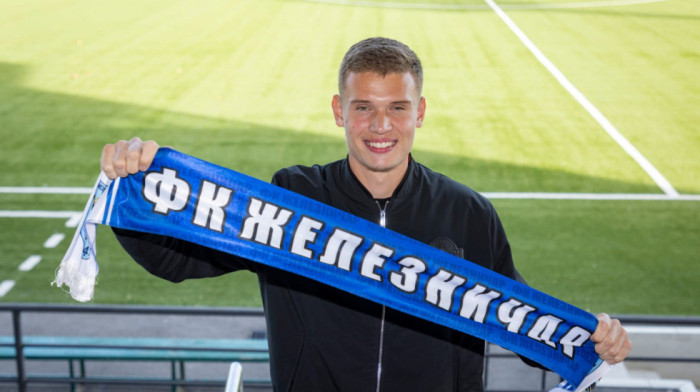 Bomba u Pančevu! Železničar doveo Šekijevog unuka, bivšeg fudbalera Juventusa (VIDEO/FOTO) Bomba u Pančevu! Železničar doveo Šekijevog unuka, bivšeg fudbalera Juventusa (VIDEO/FOTO)