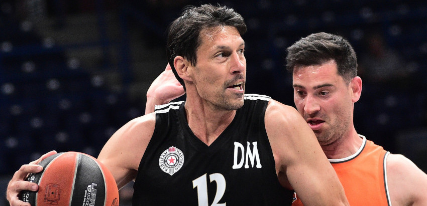 Bivši igrač Partizana preživeo rak, pretili mu Slobini političari i ima dva oca, a sad juri rekord za Ginisa