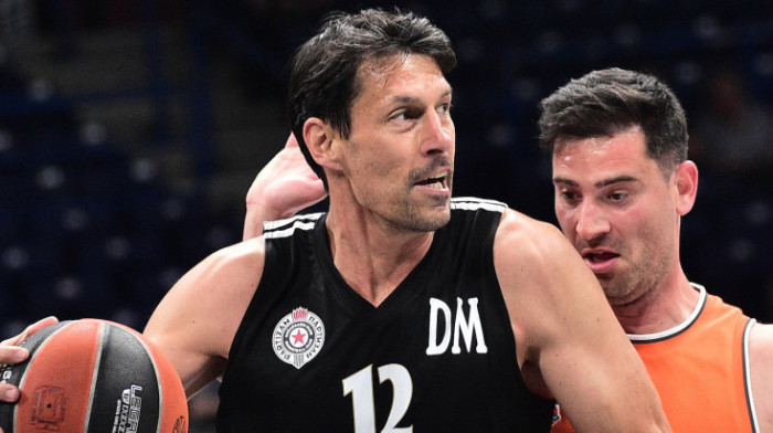 Bivši igrač Partizana preživeo rak, pretili mu Slobini političari i ima dva oca, a sad juri rekord za Ginisa