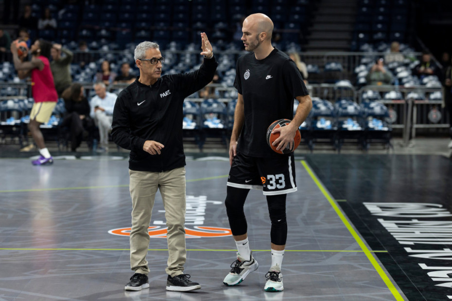 Nik Kalates u Partizanovoj opremi