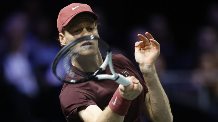 Siner ga oduvao, a evo i zašto: Jedan od najboljih tenisera se suočio sa velikim problemom