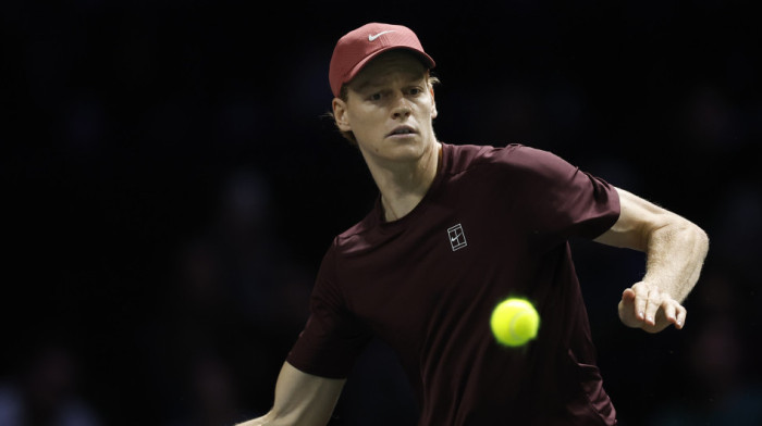 Brutalno da brutalnije ne može - Siner ponizio Zvereva u Parizu! Oduvao ga za sat vremena