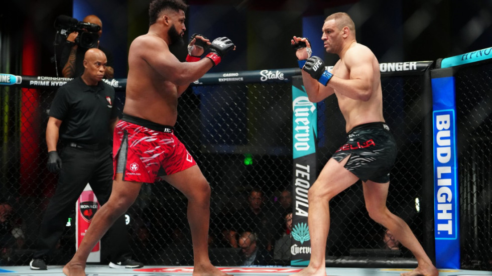 Hrvat brutalno zakucan za pod - Patosiran razornim udarcem (VIDEO)