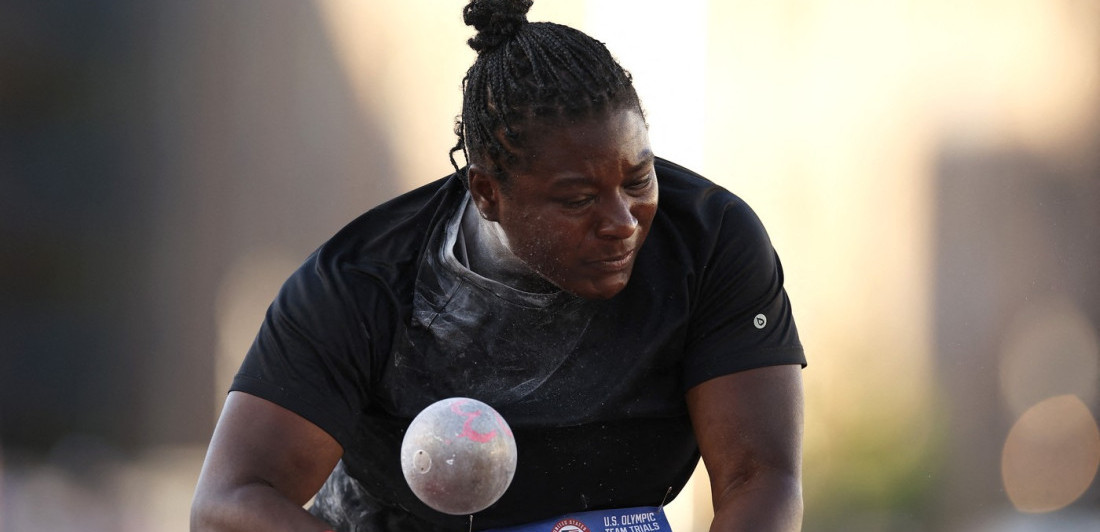 Horor - Atletičarka zaklala taksistu jer joj je bilo dosadno, isplivali jezivi detalji