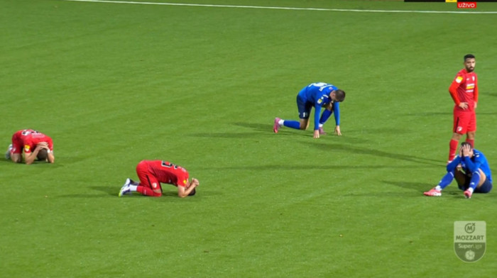 Jezive scene u Lučanima - Igrači popadali u suzama nakon vesti o tragediji (VIDEO)