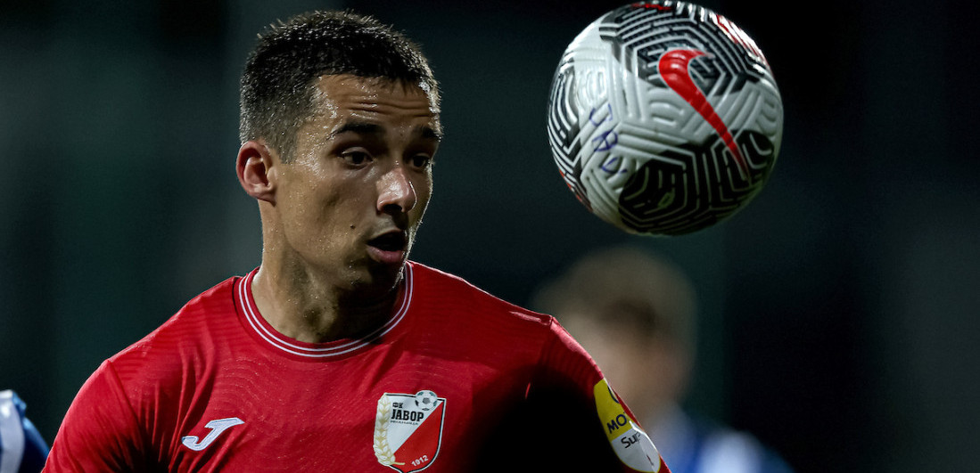 Partizan na konopcima u Ivanjici: Javor šokirao crno-bele - Golčina Zuvića (VIDEO)