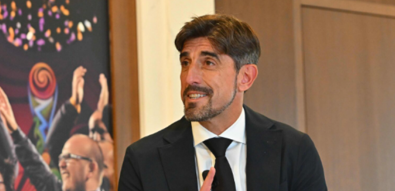 Novi selektor na "Marakani": Paunović iz prvog reda gleda Zvezdu protiv Lila (VIDEO)