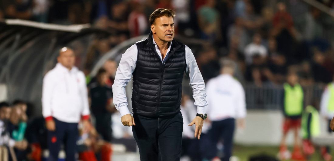 Stanojeviću igrač Zvezde doneo prvu pobedu: Na "Marakani" promašaj - U Turskoj pun pogodak