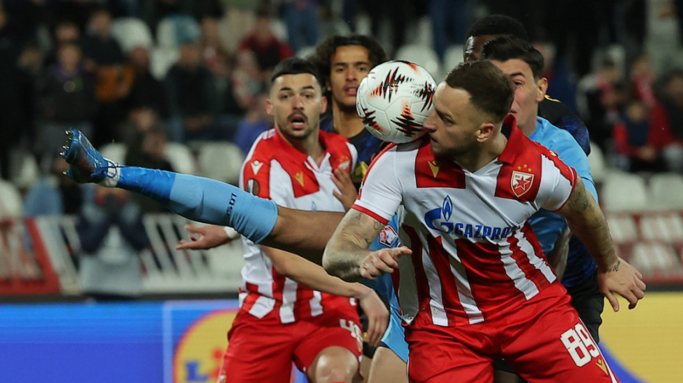 Poluvreme: Zvezda dobro počela pa stala... Bez golova na "Marakani"