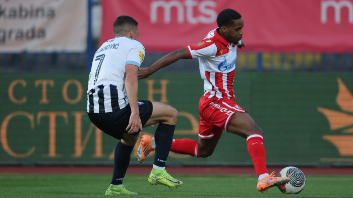 Šta se ovo dešava u Subotici?! Četiri gola za 8 minuta - Zvezda opet vodi