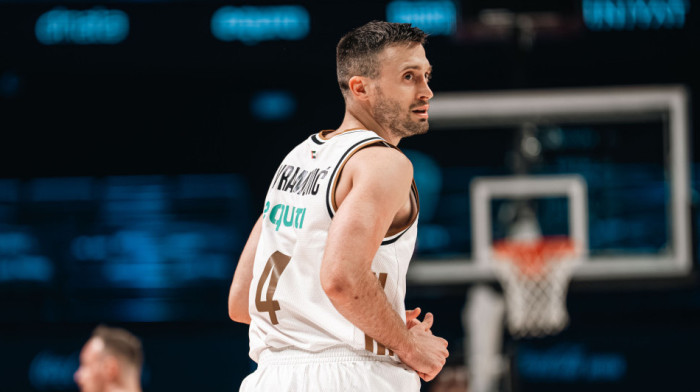 Fokus svih 40 minuta! Avramović zna šta mu je činiti protiv Zvezde