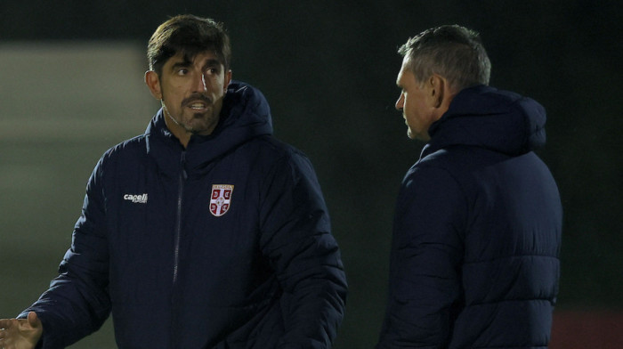 (FOTO/VIDEO) Veljko Paunović održao prvi trening: "Orlovi" se punom parom spremaju za Englesku