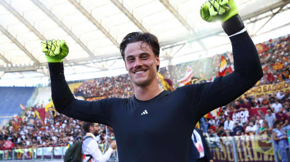 Odjavio Srbiju i Paunovića, sada čeka transfer karijere: Bajern želi Mileta Svilara!