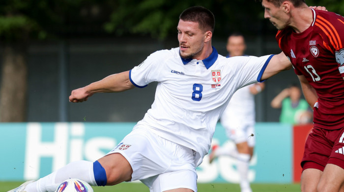 Jović zapalio navijače: "Meni plata ne treba, svi znaju koliko volim Zvezdu"