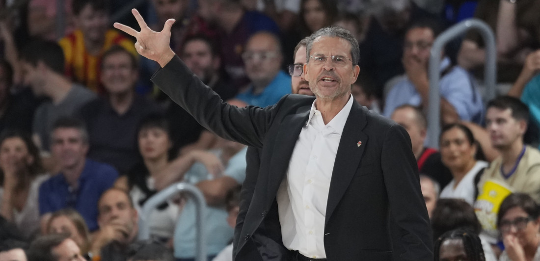 Skandal u Evroligi: Držao konferenciju pet sekundi, pa pobegao (VIDEO)