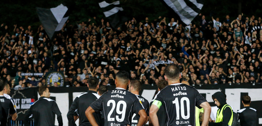 Navijači Partizana spremaju jaja zbog novog trenera! Ludilo među "grobarima", strašno su besni