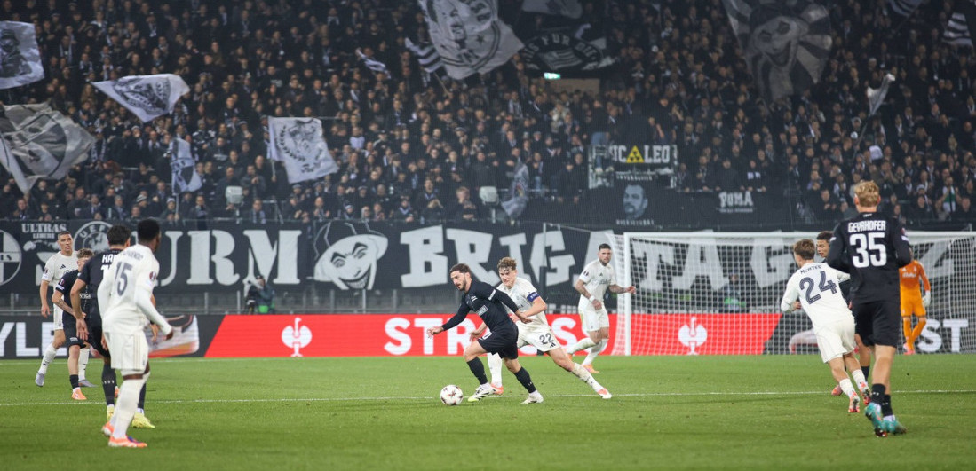 (VIDEO) Hit! Grmi "Ej, otkad sam se rodio" u Ligi Evrope: Zvezdin rival luduje uz Sinana Sakića i Južni Vetar