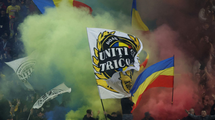 Bosanski huligani hteli da se obračunaju sa Rumunima zbog pokliča "Srbija" - Sukob izbegnut za dlaku