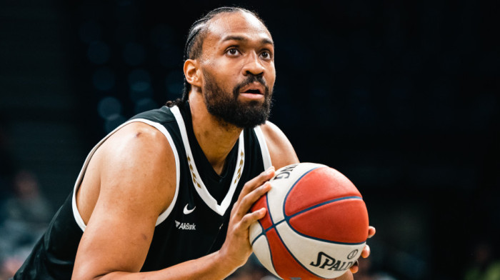 Napokon dobre vesti: Džabari Parker na raspolaganju protiv Fenerbahčea