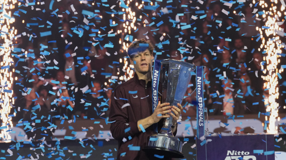 Siner je kralj Torina: Italijan srušio Alkaraza u finalu, ali ostao drugi na svetu (VIDEO)