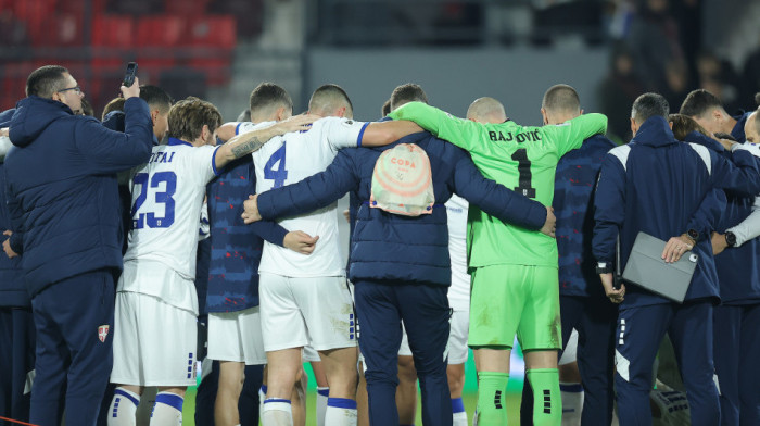 Eh, da nismo izgubili u Leskovcu: Englezi isprašili Albance, a Srbija ima za čim da žali