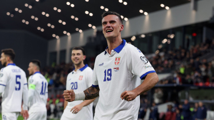 Kakav otac - takav sin: Dejan i Aleksandar Stanković na isti način postigli prvi gol za reprezentaciju