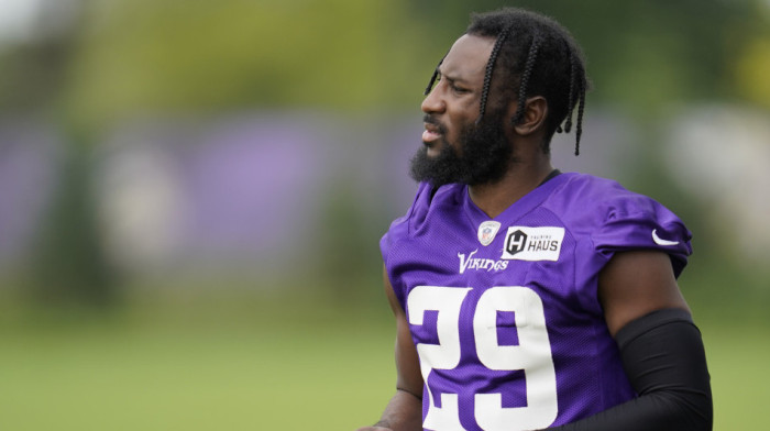 Napadači pobegli u "majbahu" i X6? Igrač američkog fudbala izrešetan usred Njujorka